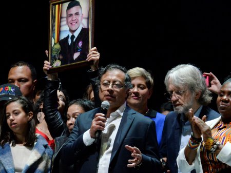 <p>Presidente electo de Colombia mantuvo conversación "muy amistosa" con Biden de EEUU</p>