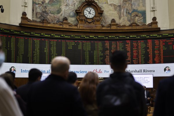 ¿Por qué el alza del dólar no impulsa a las firmas exportadoras del IPSA?