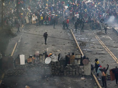 <p>Producción de crudo en Ecuador se ve afectada por continuas protestas de indígenas</p>