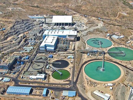 <p>Minera de Luksic anuncia fin de bloqueo en acceso a Los Pelambres tras acuerdos con comunidades en Chile</p>