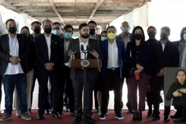 <p>Ahora en DF | Presidente Boric inicia gira presidencial regional con foco en seguridad</p>