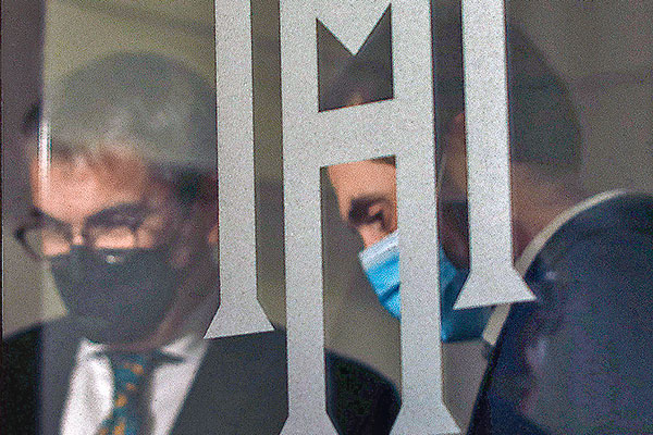 Mercado destaca el buen negocio de Hacienda, pero ve el tipo de cambio aferrado a los $ 900 en el corto plazo
