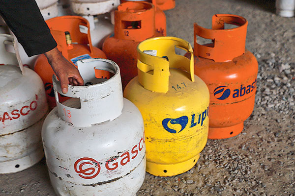 Gobierno presenta ley del gas y busca derogar artículo usado por Metrogas
