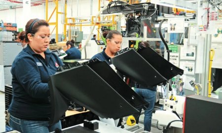 <p>Industria automotriz mexicana anota repunte en producción durante junio</p>