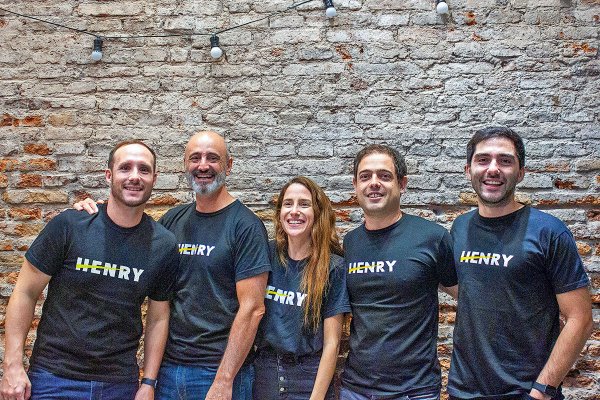 Una universidad para programadores, la nueva apuesta de los Ibáñez, Patricia Angelini y Eduardo della Maggiora