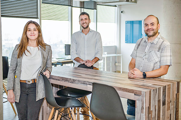 María Paz Gillet, Rodrigo Labbé y Emilio Figueroa de Jooycar.