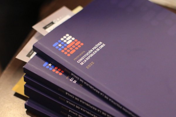 ¿Quiénes están detrás de la franja del rechazo a la propuesta constitucional?