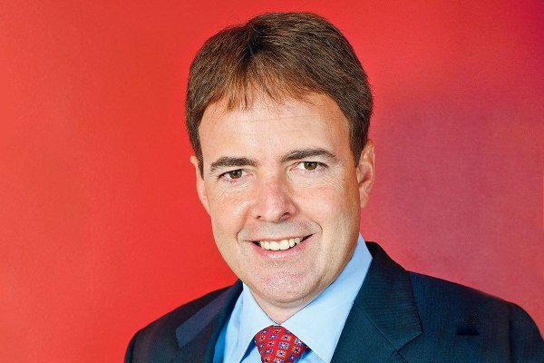 Lawrence McDonald, autor de “Un error colosal” sobre la caída de Lehman Brothers: “Esta es una guerra que la Reserva Federal va a perder”