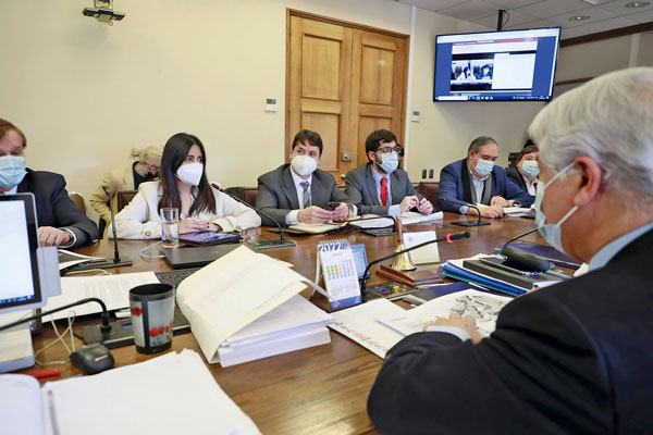 La ministra (s) de Hacienda, Claudia Sanhueza, dio el puntapié inicial al trámite en la comisión de Hacienda. Foto: Ministerio de Hacienda