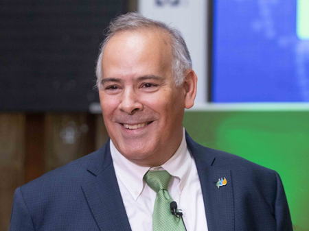 Iberdrola nombra a chileno como consejero delegado en España