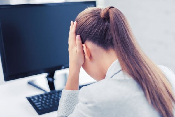 Niveles de estrés entre personas trabajadoras escalan a cifras sin precedentes