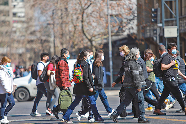 La mitad de los trabajadores en Chile tuvo ingresos por hasta $ 457 mil al mes en 2021