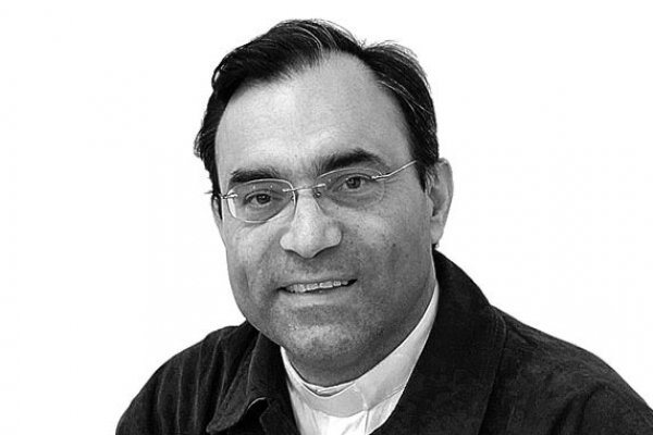 <p>Pueblos originarios y democracia</p>