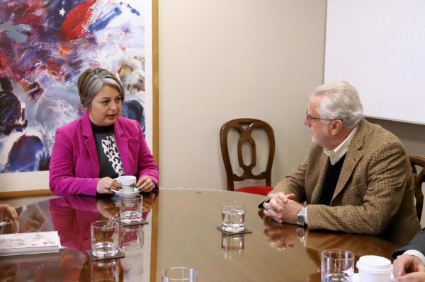 Ministra Jara se reúne con Pacheco y pide cambios en los protocolos de seguridad de Codelco tras accidentes