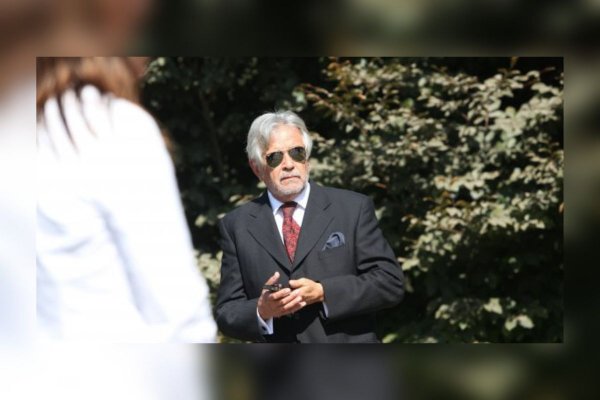 Carlos Cardoen pide “amparo diplomático” al Gobierno por Alerta Roja de la Interpol