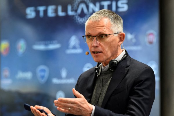Stellantis advierte sobre la creciente interferencia de China en los negocios
