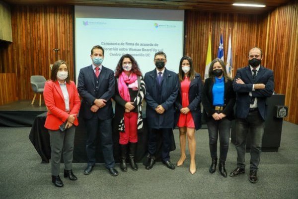 Los participantes del evento en el Centro de Innovación UC.