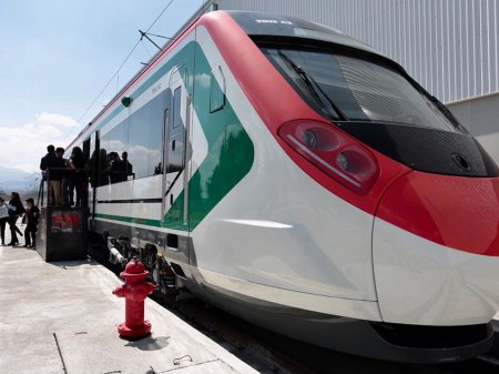 López Obrador ordena expropiación de un millón de metros cuadrados para polémico proyecto Tren Maya