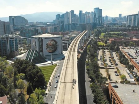 Gobierno mexicano le quita casi la totalidad de recursos de este año al tren de Toluca