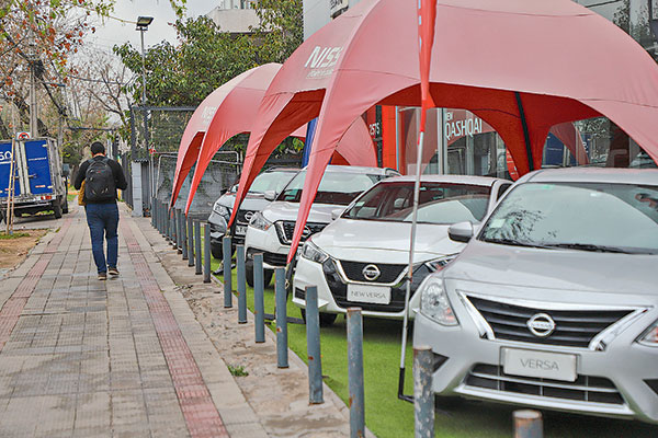 Venta de autos nuevos apenas crecen en julio y dan muestra de la desaceleración del sector automotor