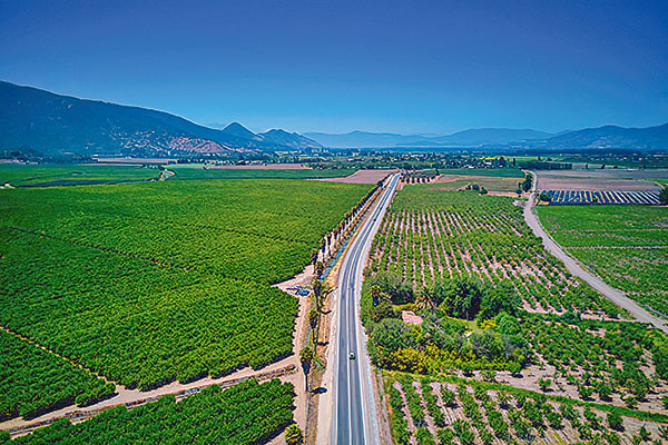 Pobladores de Río Cachapoal acusan ilegalidades en concesión de la Ruta de la Fruta y afirman que obstaculizarán obras
