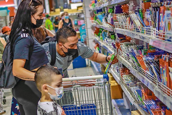 Las ventas del retail continuaron su desaceleración durante julio