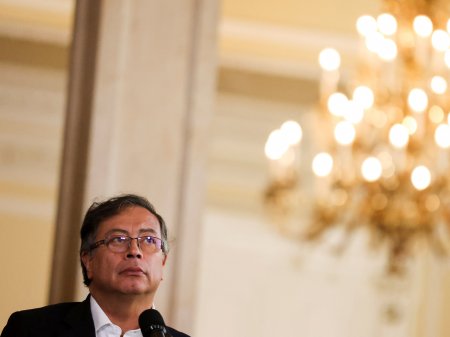 Empresarios colombianos piden a nuevo gobierno tener "mucho cuidado" con reformas económicas