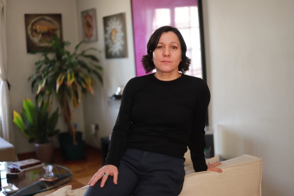 Javiera Parada, gestora cultural: “Nadie sabe lo que una ha vivido y cómo ha logrado pararse en la vida”