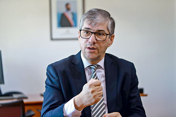 UAF propone incluir abogados y contadores como sujetos obligados a reportar operaciones sospechosas