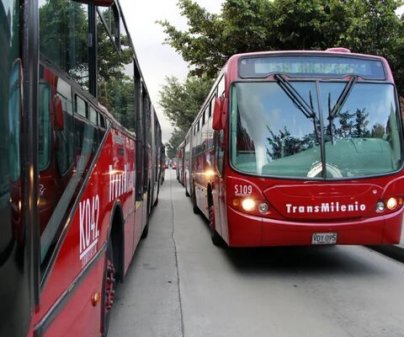 Colombiano Transmilenio tendría sus días contados: Gobierno de Petro propone un tranvía en su lugar