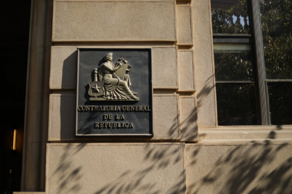 Contraloría entregaría resultado de auditoría en La Moneda antes del plebiscito