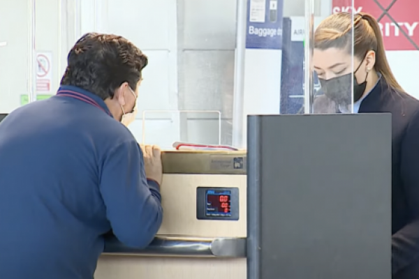 <p>Ahora en DF | Dólar vuelve a subir: ¿Cuáles son las proyecciones?</p>