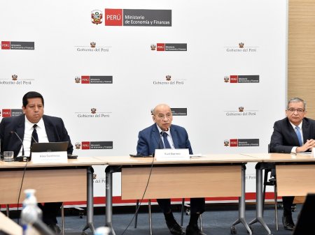 Perú descarta elevar impuestos mineros mientras alista medidas para reactivar economía