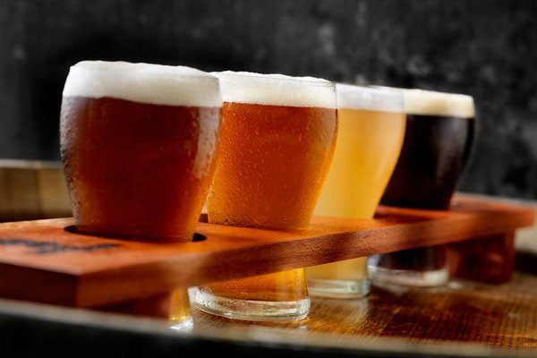 <p>FNE concluye que compañías cerveceras y distribuidoras no discriminaron a botillerías en favor de supermercados</p>