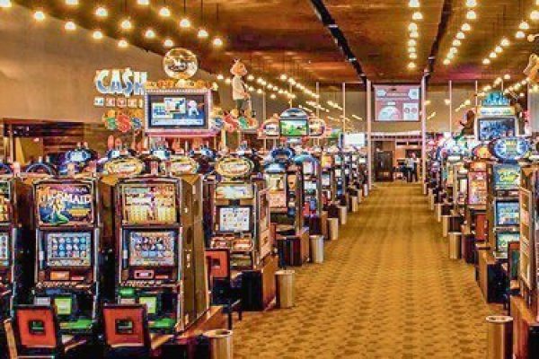 Ingresos de Enjoy saltan 535% en el primer semestre ante las menores restricciones a sus casinos
