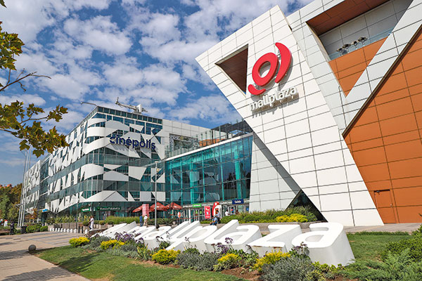 Mercado premia a Ripley tras ejercer derecho de venta en pacto inmobiliario con Mallplaza