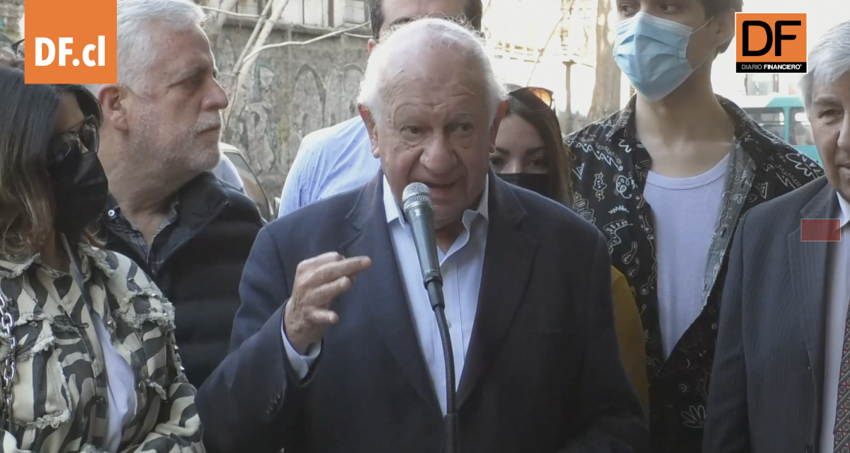 <p>Ahora en DF | Ricardo Lagos: "No hay necesidad de salir a la calle a defender nada"</p>