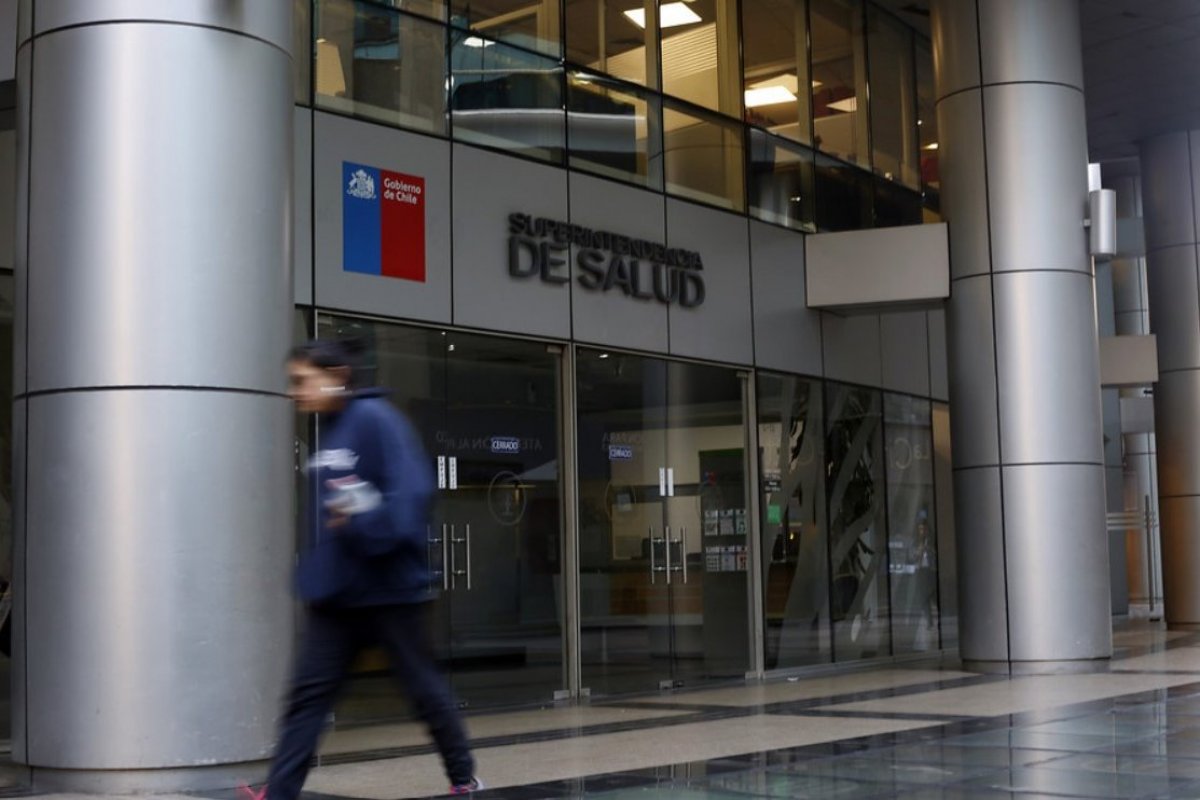 <p>Superintendencia de Salud ordena a las isapres devolver recursos a sus afiliados a través de excedentes</p>