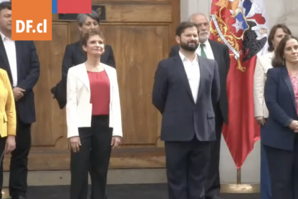 <p>Ahora en DF | Tras seis meses de gobierno, presidente Boric realiza primer cambio de gabinete</p>