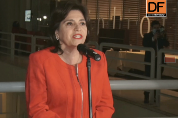 <p>Ahora en DF | Ministra Uriarte y nuevo proceso constitucional: "Debe haber un proceso reflexivo pero sin pausa"</p>