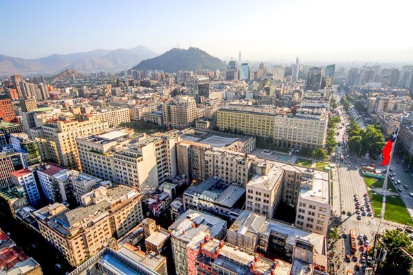 <p>Inversión extranjera en Chile superó US$ 13 mil millones a julio, pero sigue 9% bajo el mismo periodo del año pasado</p>