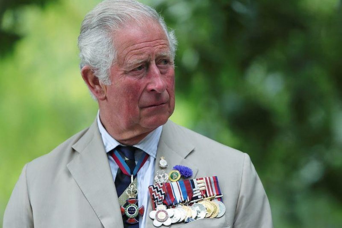 <p>Carlos, el conflictivo heredero que finalmente se convierte en el nuevo monarca británico</p>