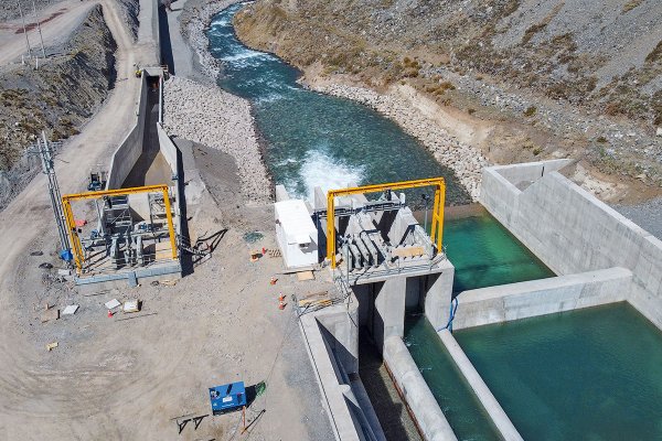 Demandan en EEUU a Alto Maipo por dejar sin agua a comunidad local