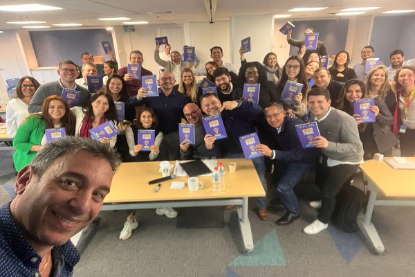 52 tips para emprender, el nuevo libro del fundador de Map City