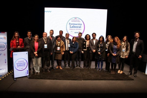 Sence firma alianza internacional para fomentar la capacitación e intermediación laboral