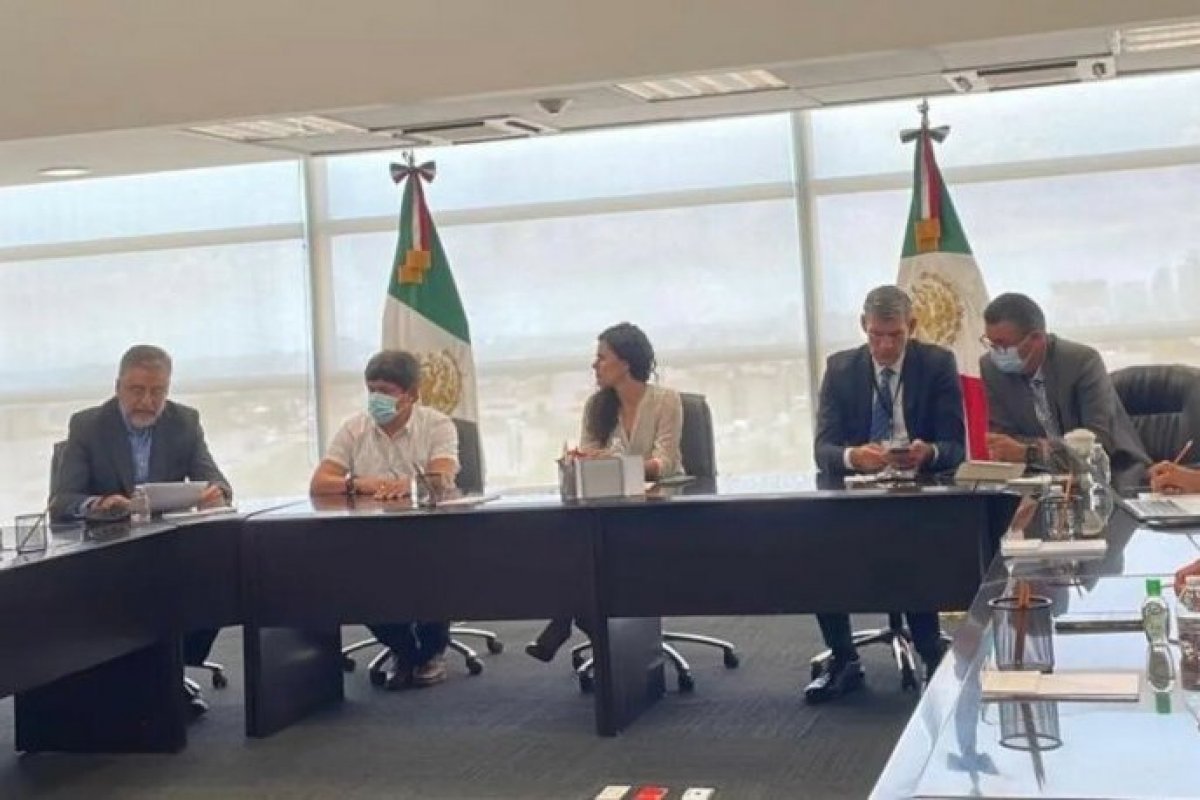 <p>Sindicato de Volkswagen de México va por tercera consulta; se votará el convenio original el 12 de septiembre</p>
