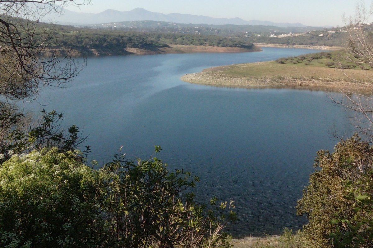 <p>Embalse Los Aromos alcanza meta de recarga y DGA instruye nuevas medidas de redistribución del Aconcagua</p>