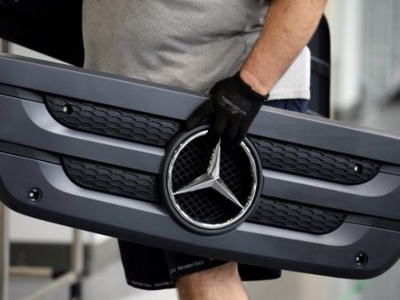 Sindicato de Mercedes-Benz en Brasil inicia huelga tras anuncio de despidos