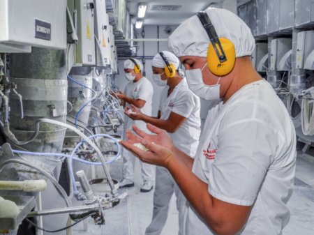 Colombia oficializa que energética Monómeros será totalmente controlada por Gobierno de Nicolás Maduro