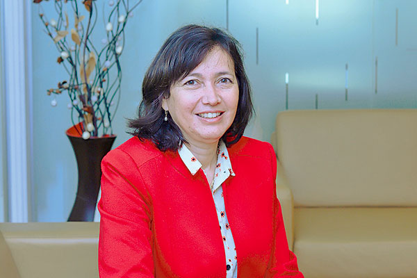 Solange Berstein, presidenta de la CMF: “Estamos viendo un ambiente de mayor volatilidad e incertidumbre en el sector financiero”